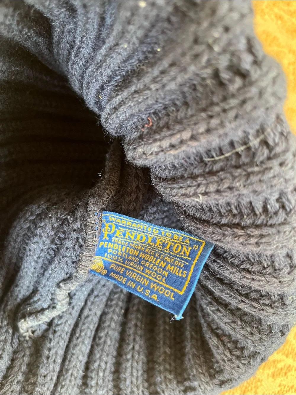 Pendleton 100% wool knit beanie winter hat  Navy blue